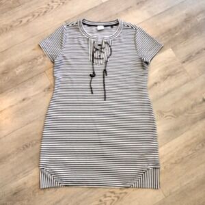 Cabi Striped T-Shirt Dress Lace-Up Casual Short Sleeve Black White Medium M 5268